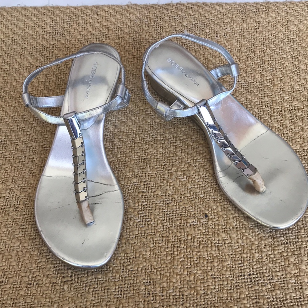 Bcbg silver flats sz 7.5